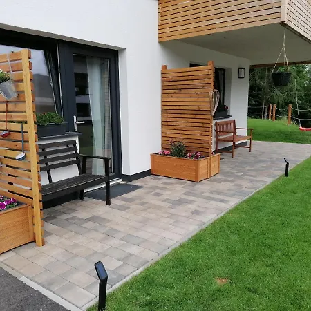 Bergperle & Mountain Sport Apartment Fliess